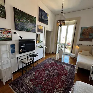 Apartamento Interno 12, Nápoles