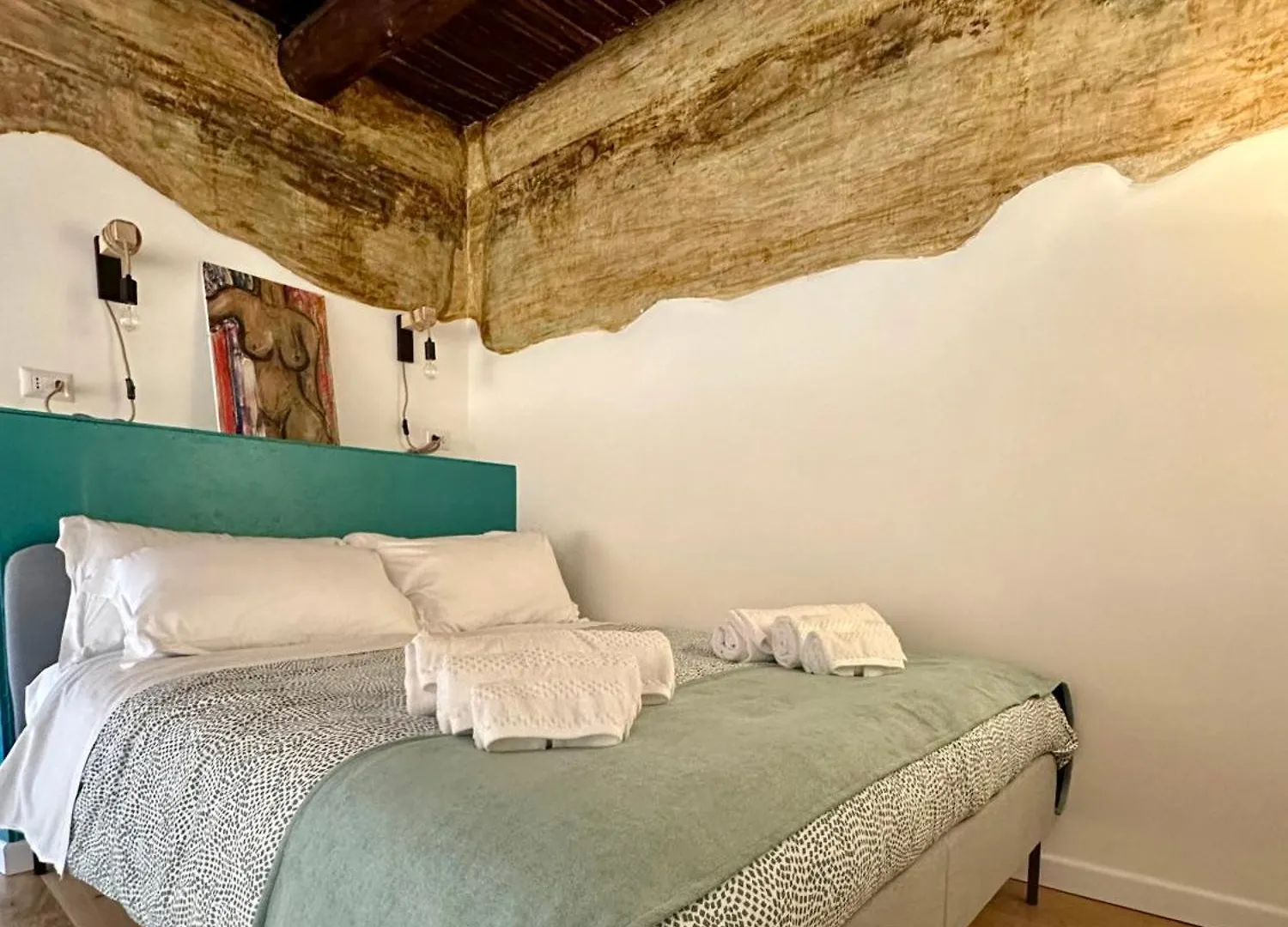 Santa Maria Maggiore Suite Naples Italy